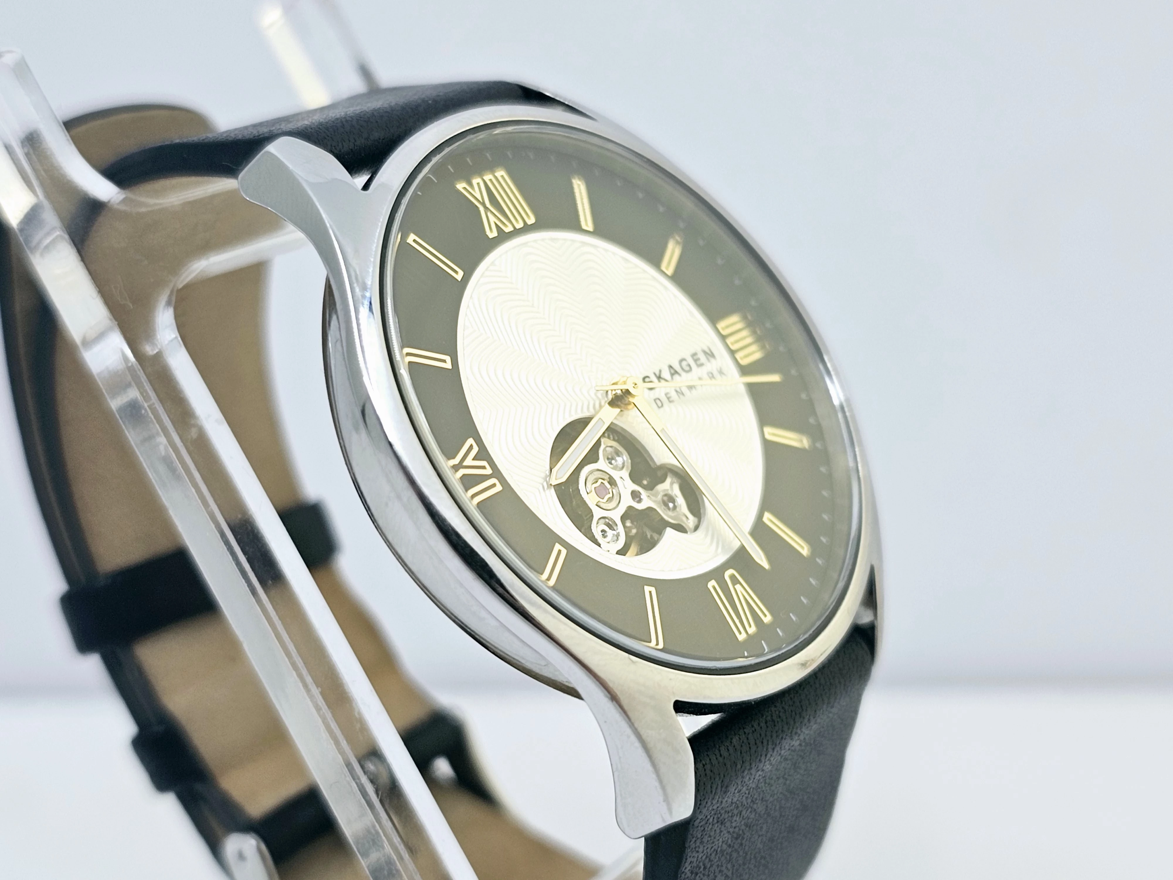 zegarek-genuine-leather-skw6710-wodoszczelnosc-30m-wr30