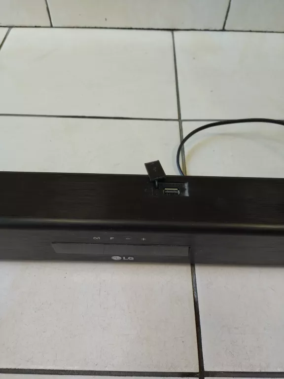 SOUNDBAR LG LAS655K + SUBWOOFER