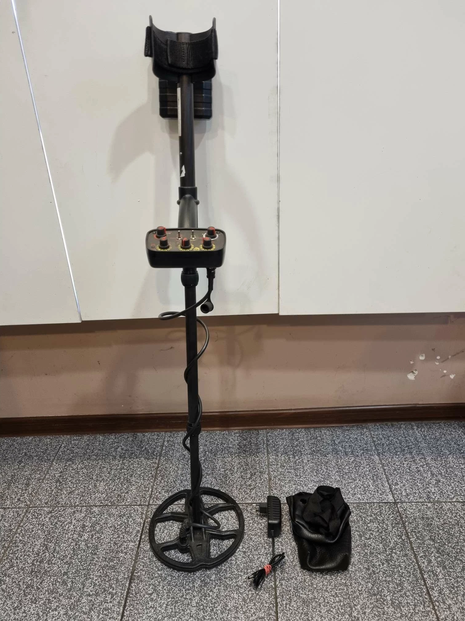 wykrywacz-metali-golden-mask-pro-4wd-farbiarska-22e-mosina