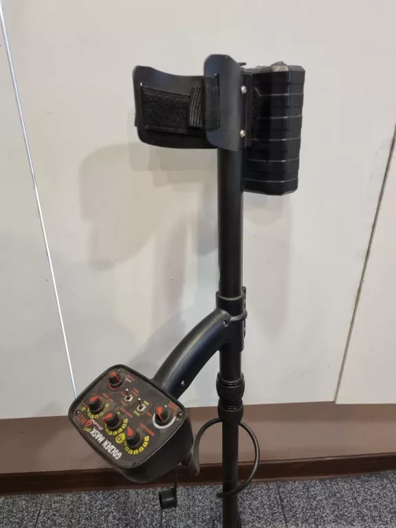 wykrywacz-metali-golden-mask-pro-4wd-model-gm4wd-9s