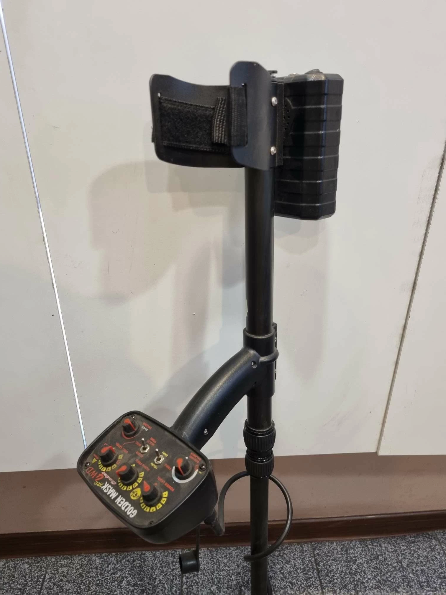 wykrywacz-metali-golden-mask-pro-4wd-model-gm4wd-9s