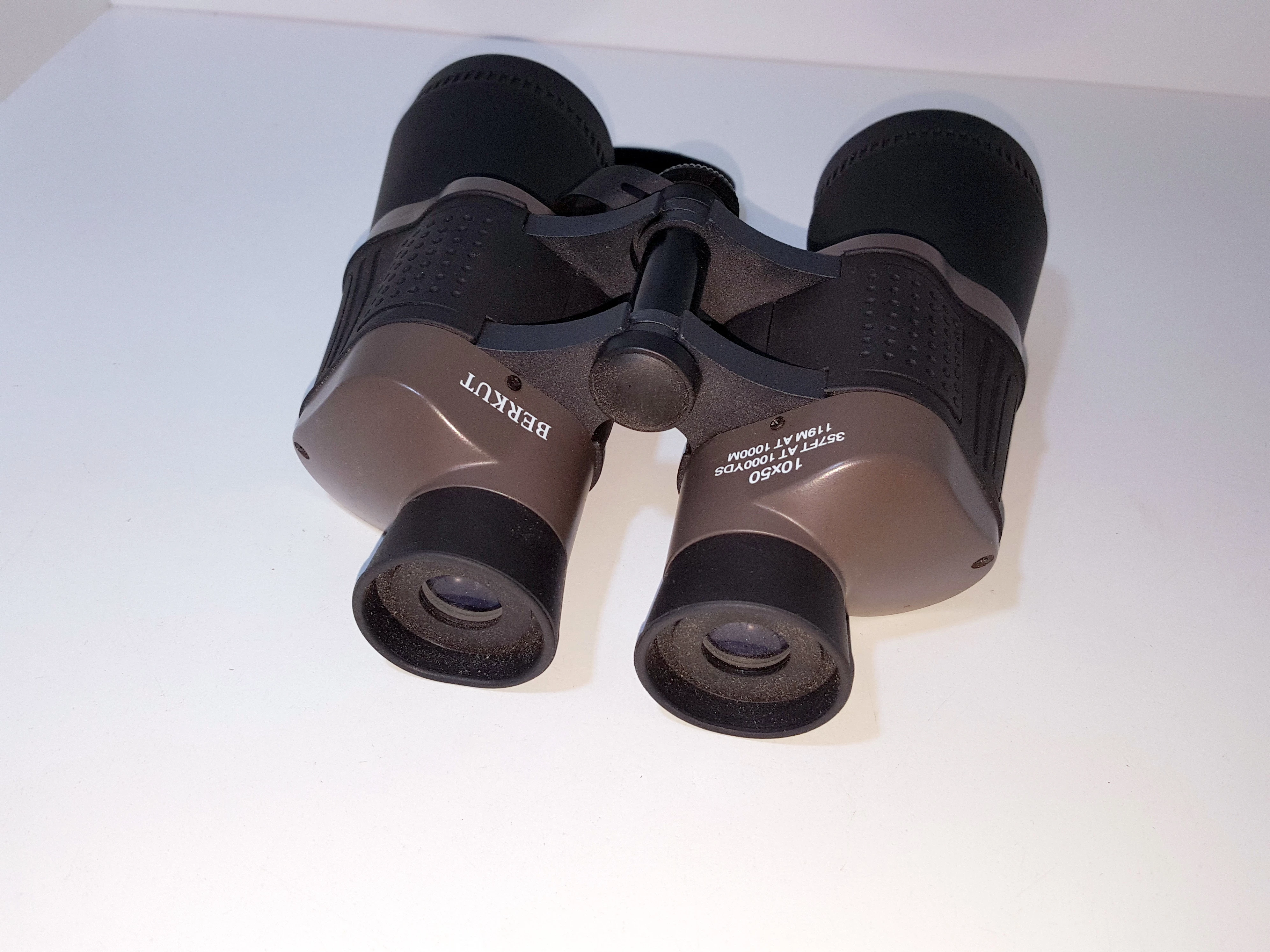 lornetka-berkut-10x50-model-10x50