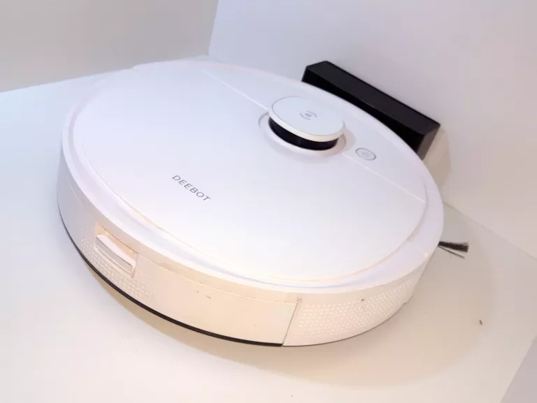 ROBOT SPRZĄTAJĄCY ECOVACS DEEBOT OZMO T9 PUDEŁKO