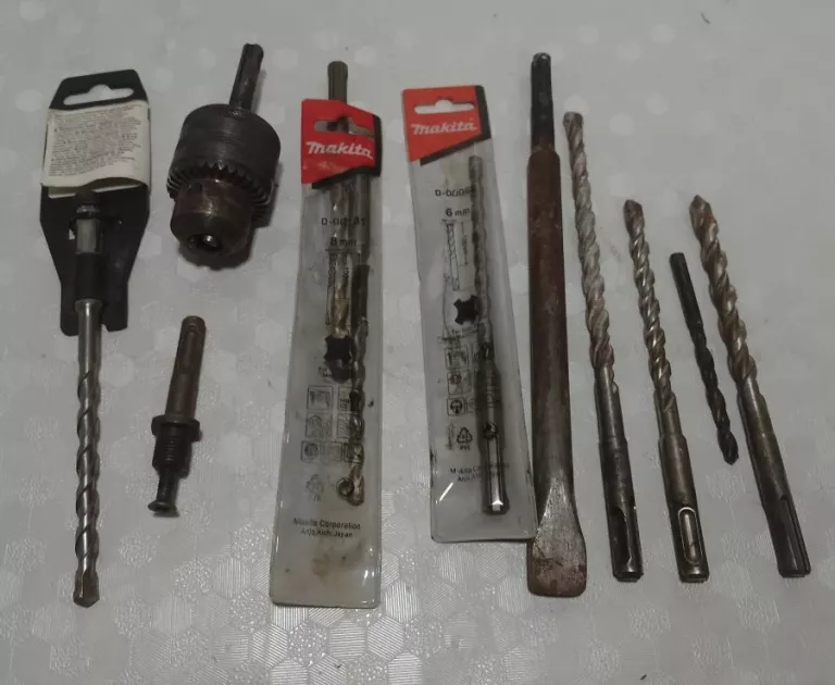 MŁOTOWIERTARKA METABO KHE 2443/WALIZKA