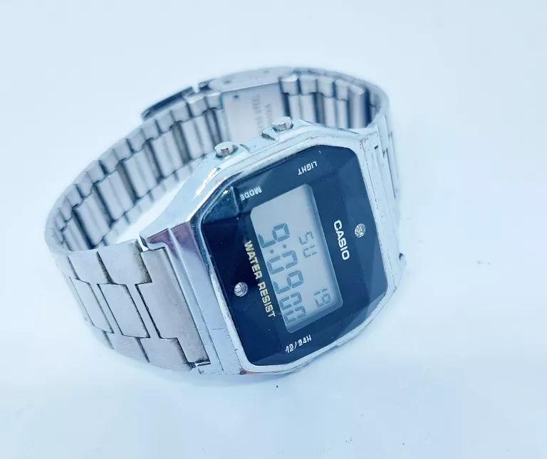 ZEGAREK CASIO 593