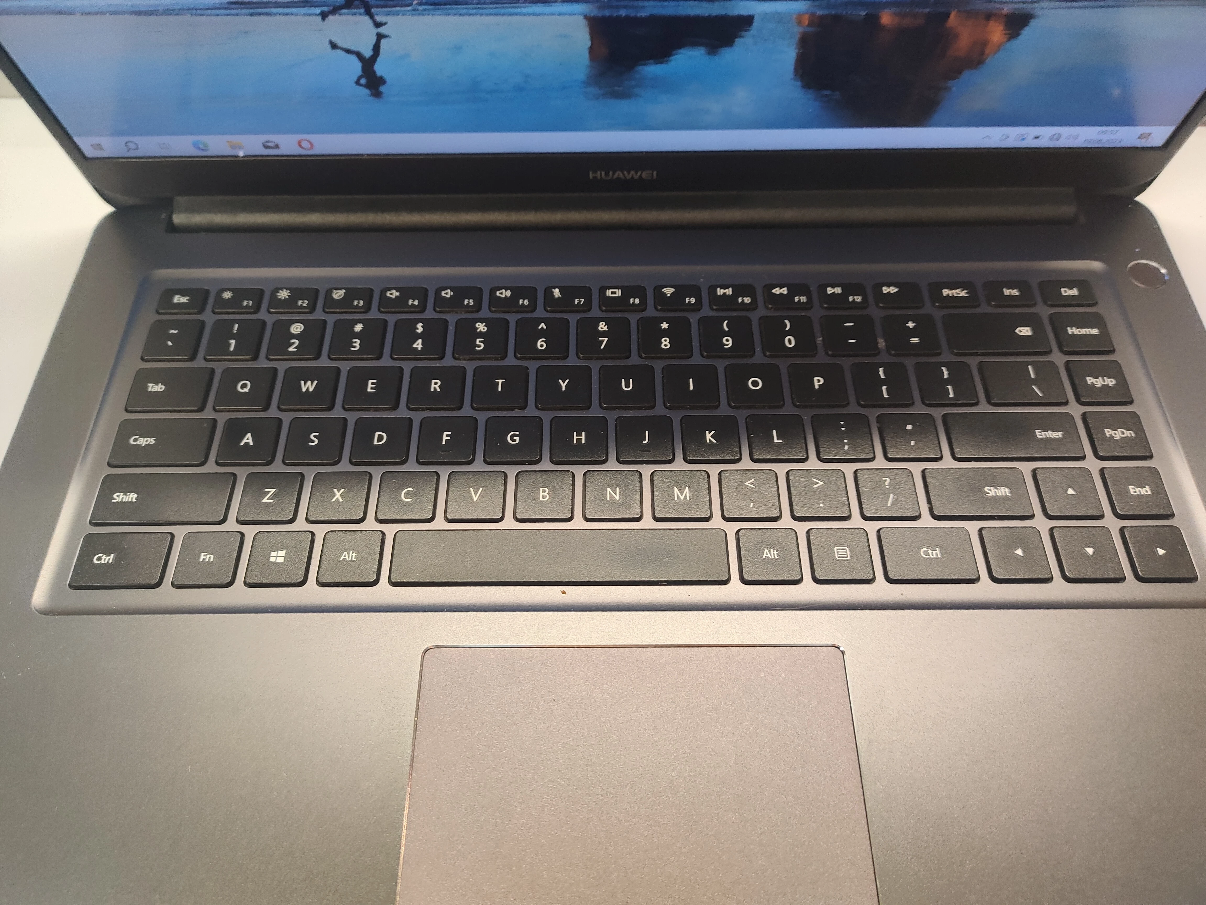 laptop-huawei-matebook-mrc-w50-kpl-pudelko-stan-uzywany