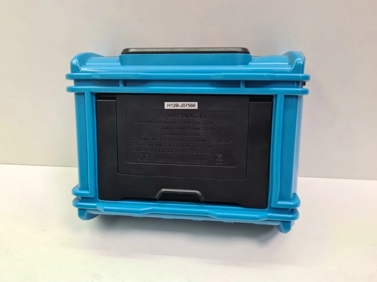 miernik-rezystancji-uziemienia-wzorcowany-fs907-model-ut522