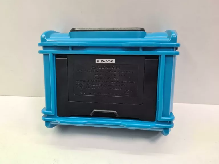 miernik-rezystancji-uziemienia-wzorcowany-fs907-model-ut522