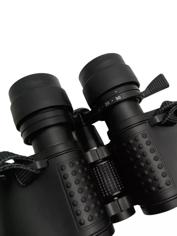 lornetka-hykker-10-30x50-zoom-model-10x42