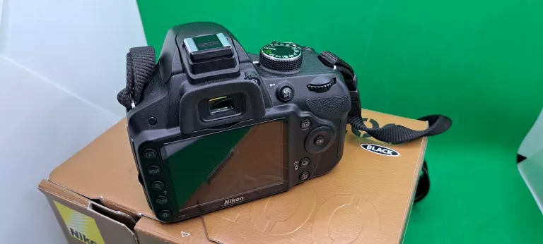 NIKON D3200 CZARNY +AF-S DX VR 18-105