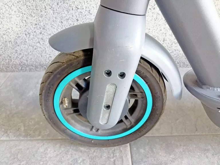HULAJNOGA MOTUS SCOOTY 10 2022 + ŁADOWARKA