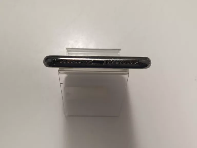 telefon-apple-iphone-x-64gb-ean-gtin-0190198456656