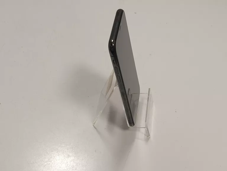 telefon-apple-iphone-x-64gb-kod-producenta-mqac2pma