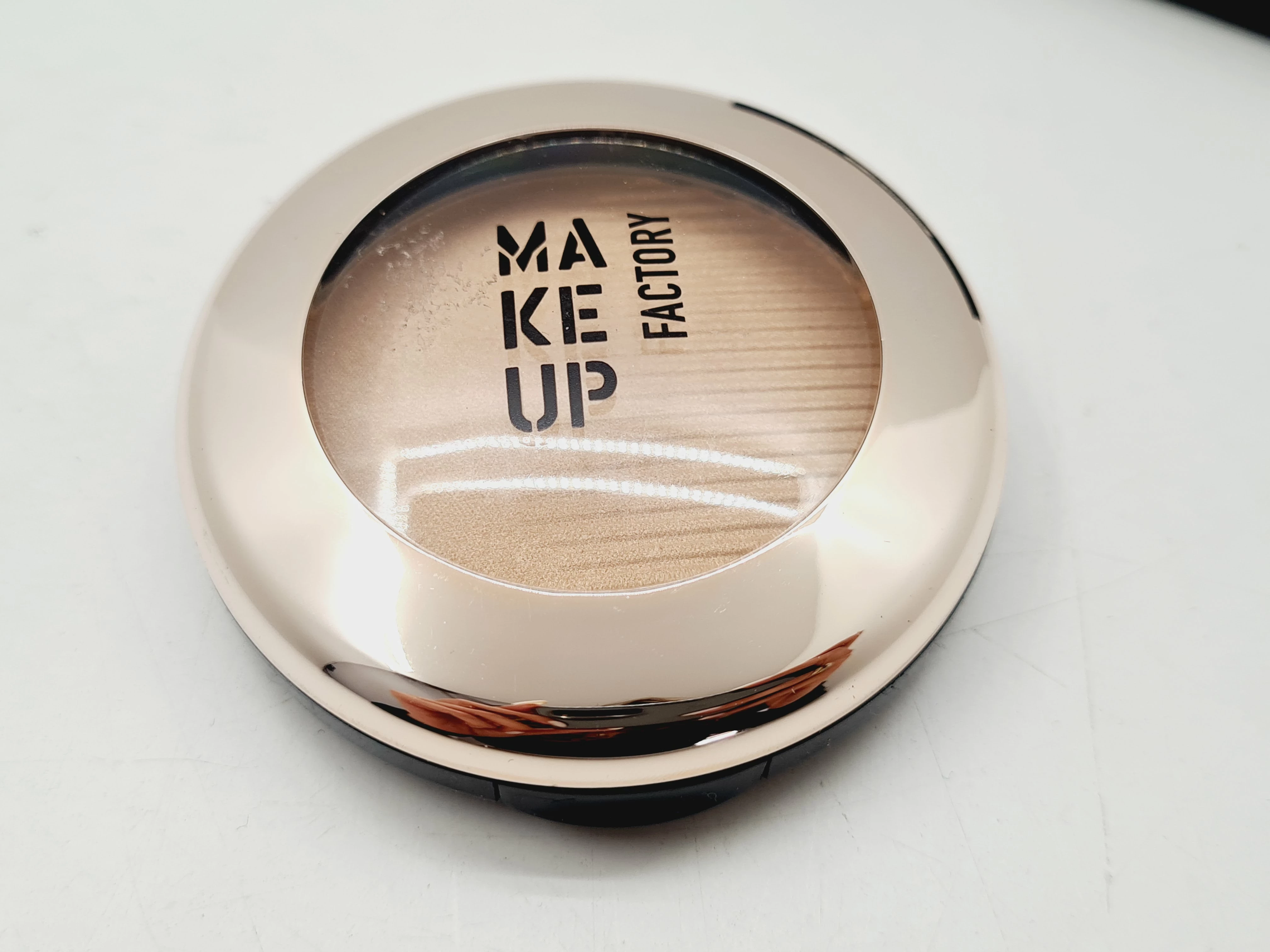 makeup-factory-shimmer-highlighter-numer-10-stan-11323-1