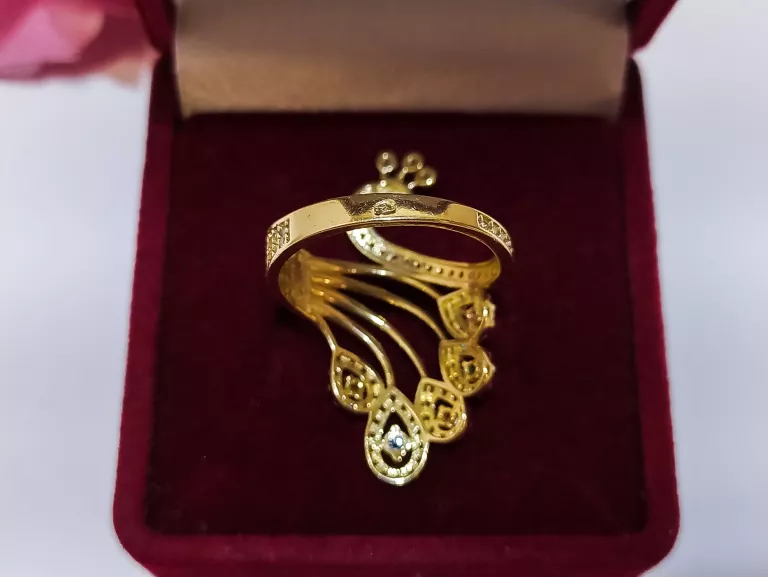 PIĘKNY ZŁOTY PIERŚCIONEK PAW PR.585 3,24G R14