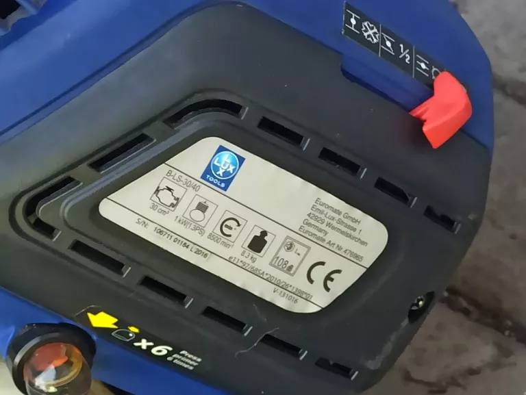 dmuchawa-spalinowa-odkurzacz-lux-tools-bls-3040-stan-uzywany