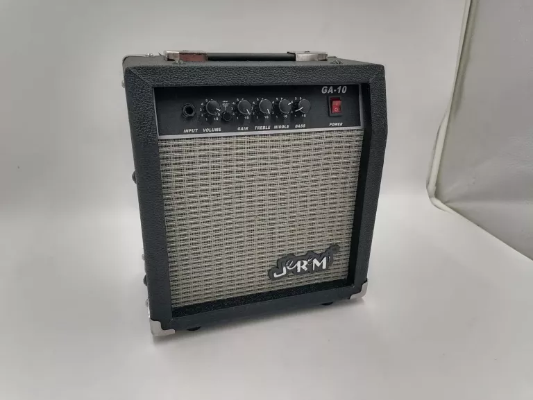 WZMACNIACZ DO GITARY JEREMI GA-10 PUDEŁKO