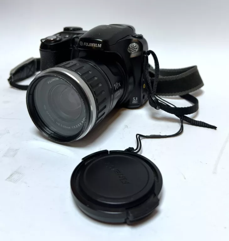 APARAT FUJIFILM FINEPIX S5600 - ZESTAW