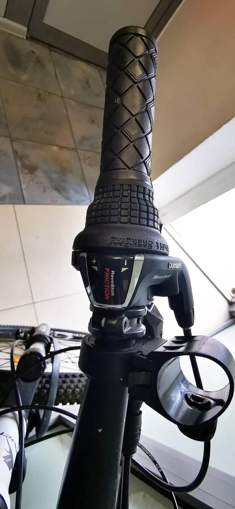 rower-romet-rambler-r92-bialy-dok-model-rambler