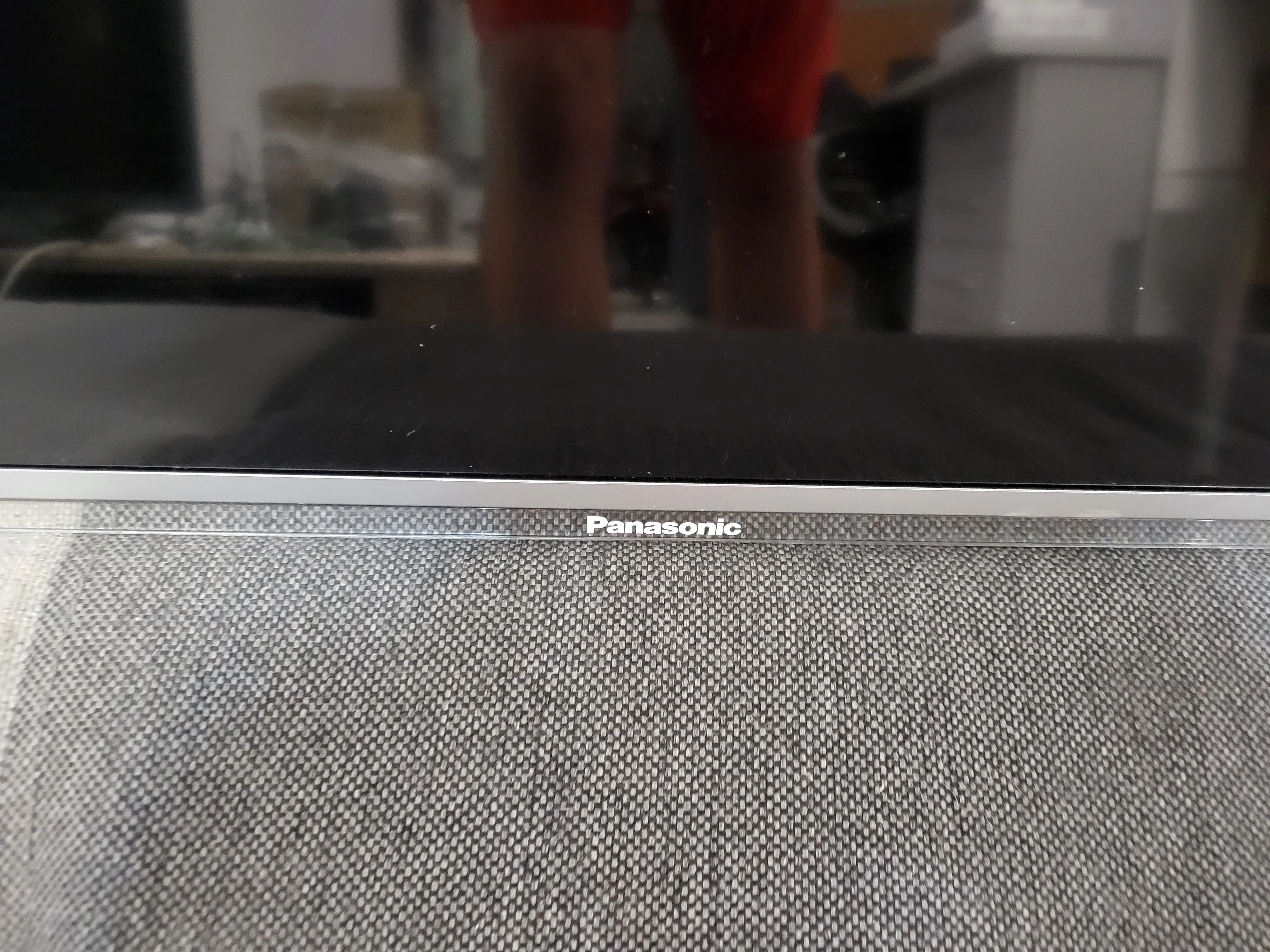 telewizor-panasonic-tx-l42e6e-z-pilotem-bez-nozek-stan-uzywany