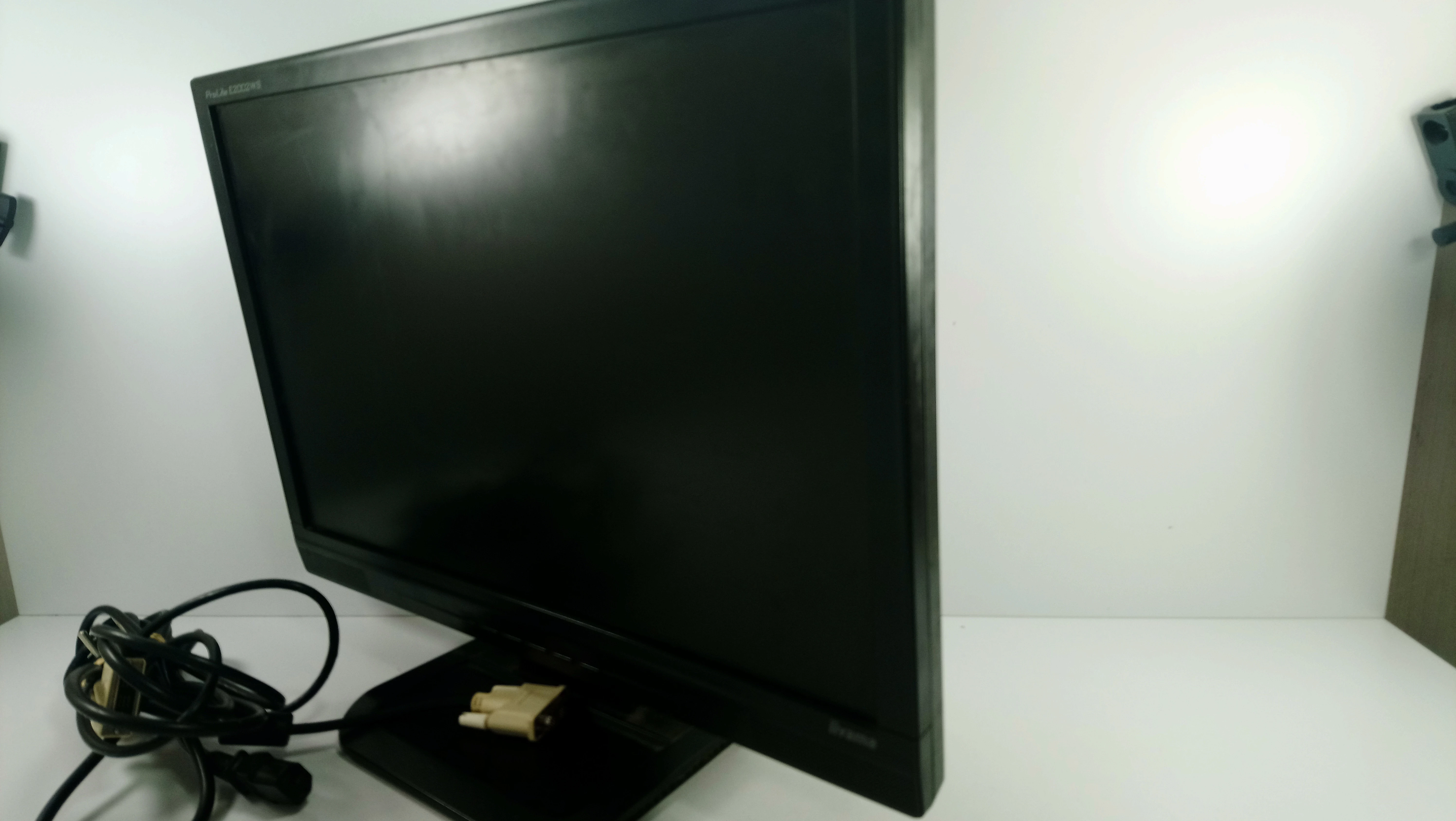 monitor-iiyama-pro-lite-e2002ws-17-stan-uzywany