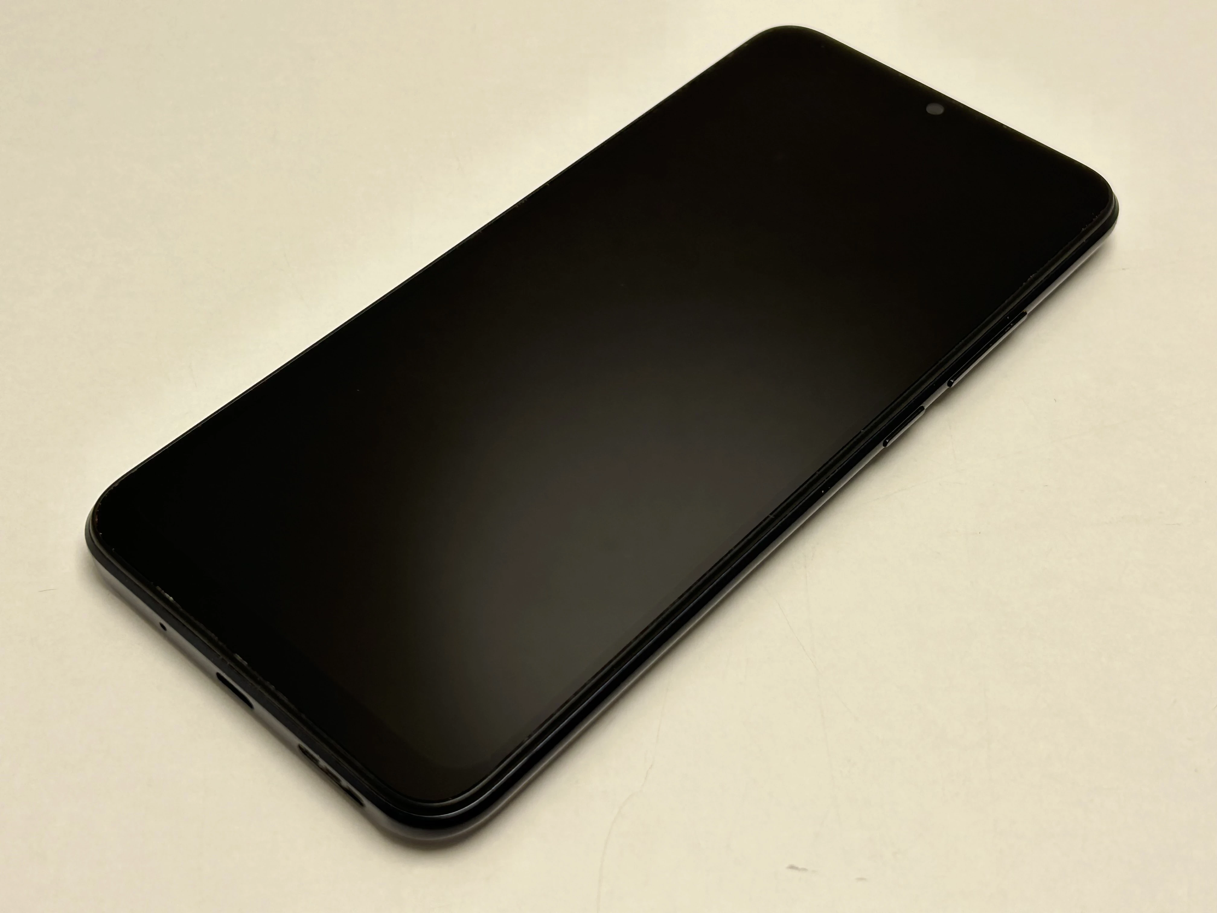 telefon-xiaomi-redmi-9c-364-przekatna-ekranu-653