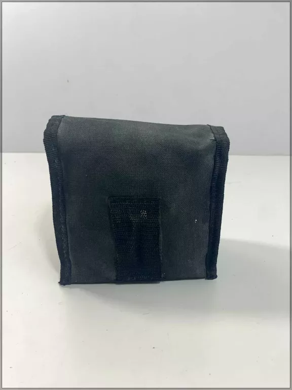 LASER KRZYŻOWY BOSCH UNIVERSAL LEVEL 3 W ETUI