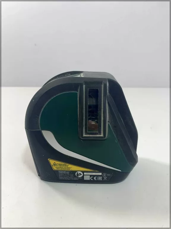 LASER KRZYŻOWY BOSCH UNIVERSAL LEVEL 3 W ETUI