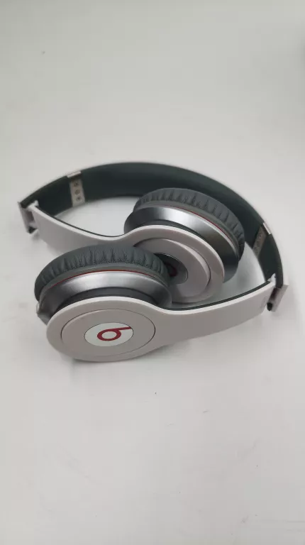 SŁUCHAWKI BEATS SOLO HD + ETUI