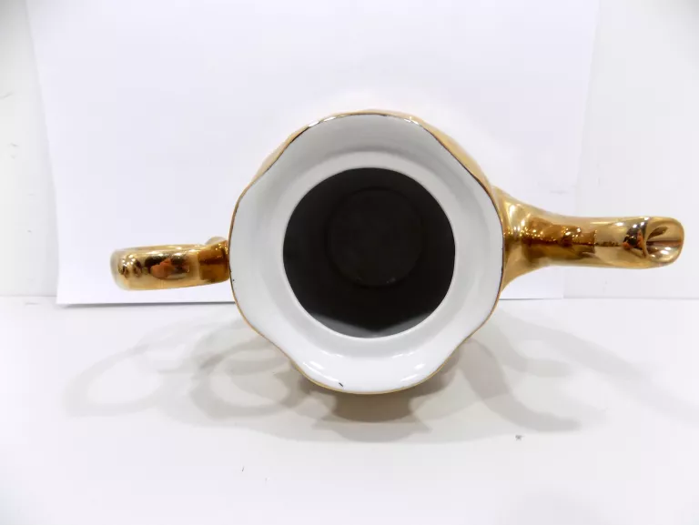 ŁADNY SERWIS KAWOWY 6 OS WAŁBRZYCH PORCELANA