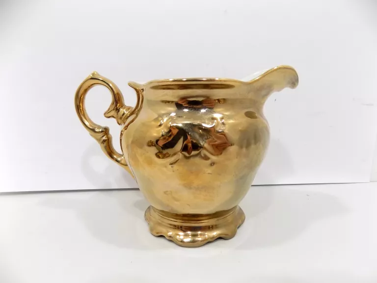 ŁADNY SERWIS KAWOWY 6 OS WAŁBRZYCH PORCELANA