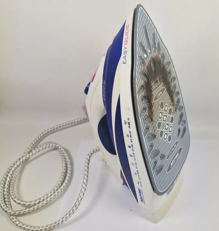 ŻELAZKO MPM MZE-16 2600
