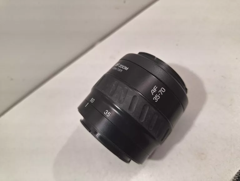 MINOLTA AF ZOOM 35-70MM 1:4(22) MACRO-BAGNET A