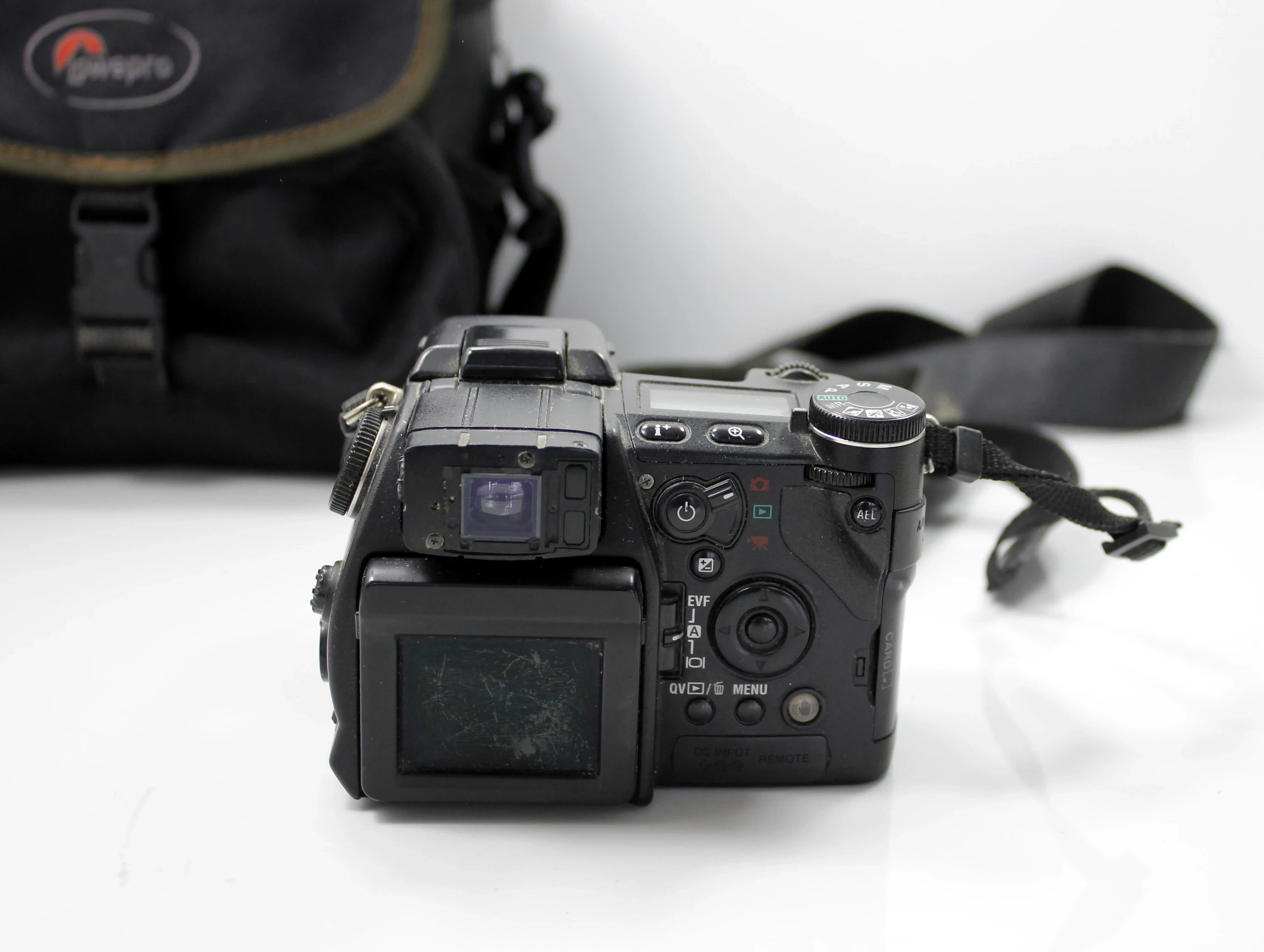 aparat-konica-minolta-dimage-a2-stabilizacja-cyfrowa