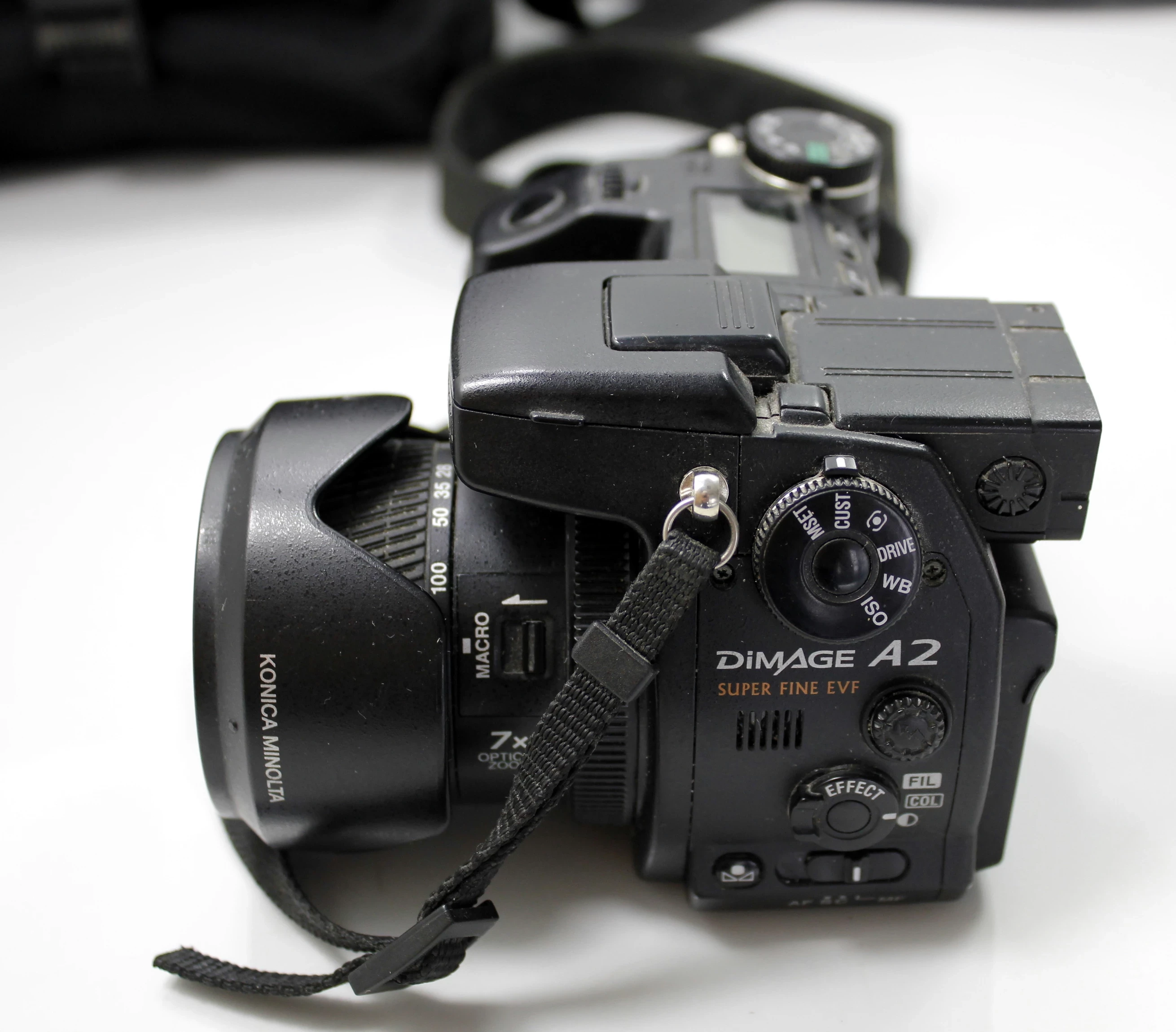 aparat-konica-minolta-dimage-a2-model-dimage-a2