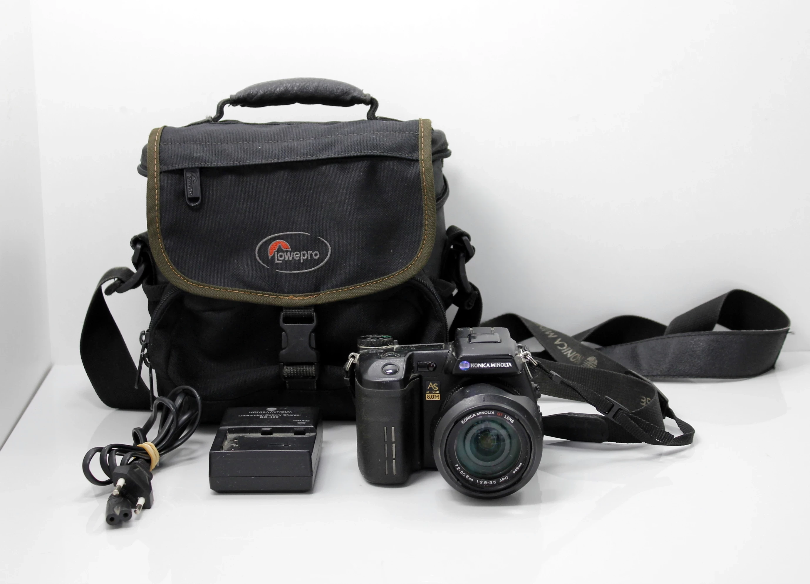 aparat-konica-minolta-dimage-a2-komisji-edukacji-narodowej-96u14-warszawa