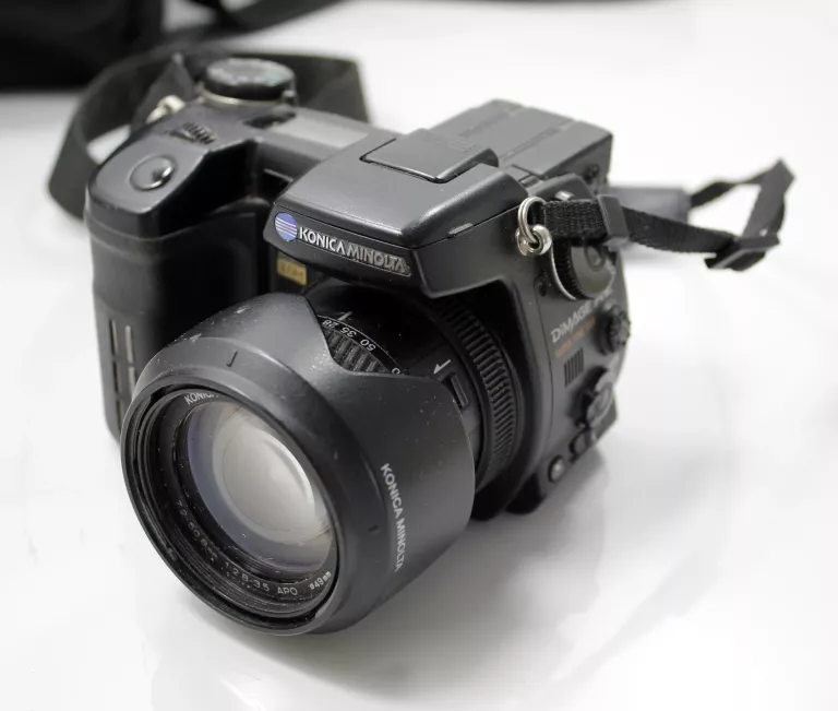 aparat-konica-minolta-dimage-a2-czulosc-iso-64