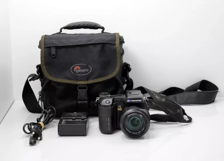 aparat-konica-minolta-dimage-a2-komisji-edukacji-narodowej-96u14-warszawa