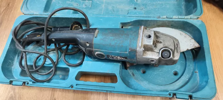 SZLIFIERKA KĄTOWA MAKITA 9069