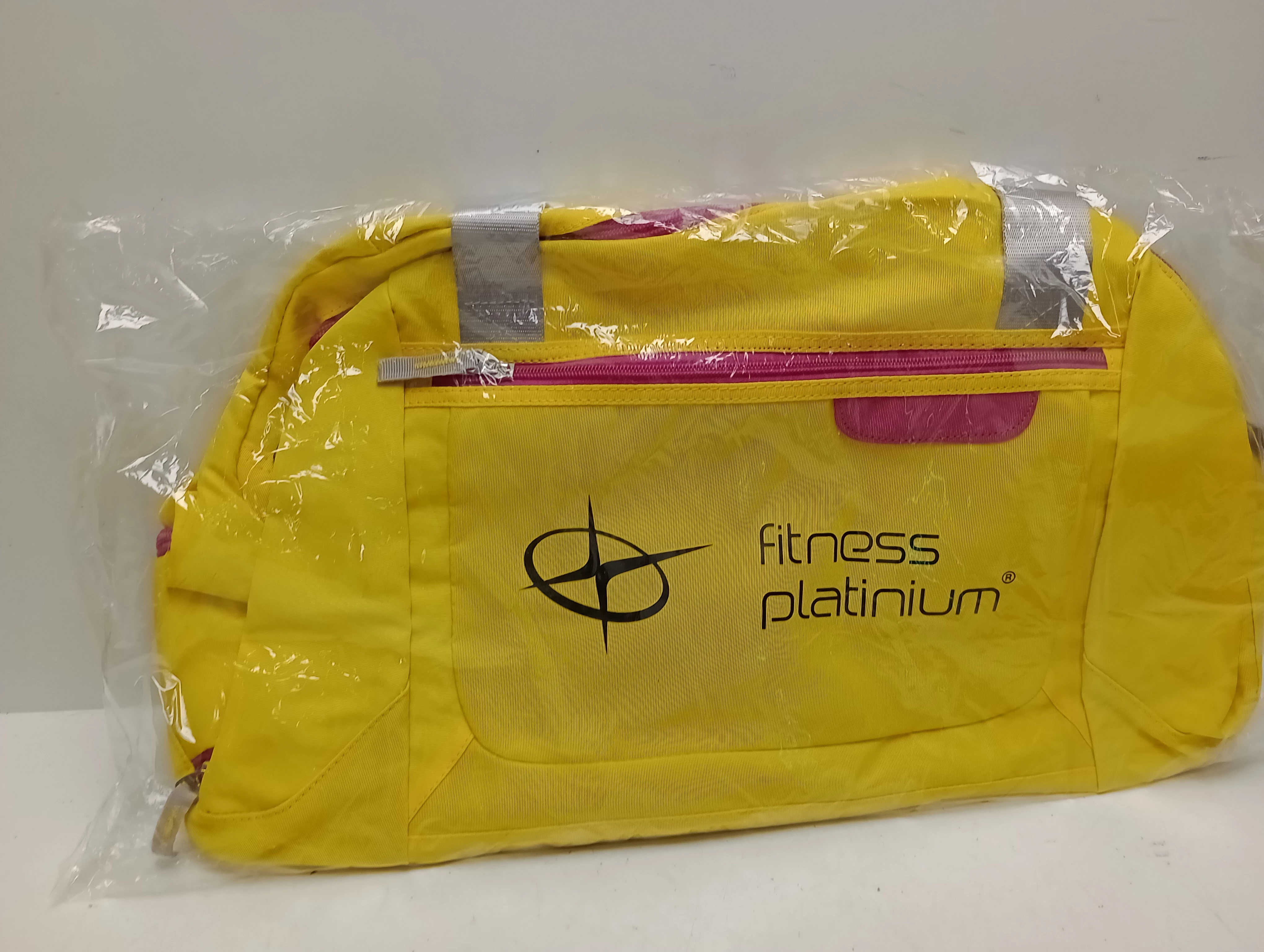 torba-sportowa-zolta-fitness-platinium-stan-uzywany