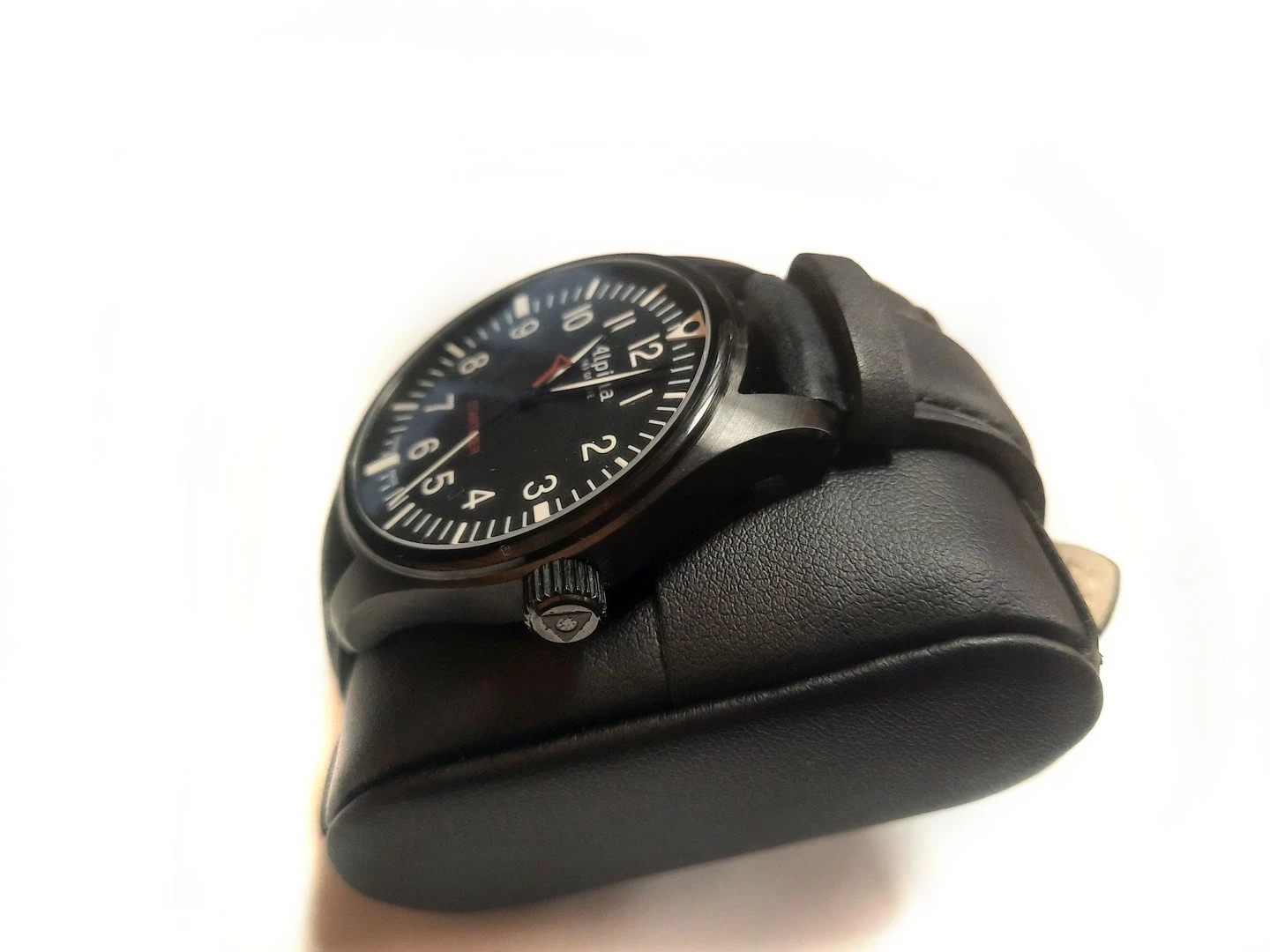 zegarek-alpina-startime-al-235b4fbs6-z-akcesoriami-ksztalt-koperty-okragla