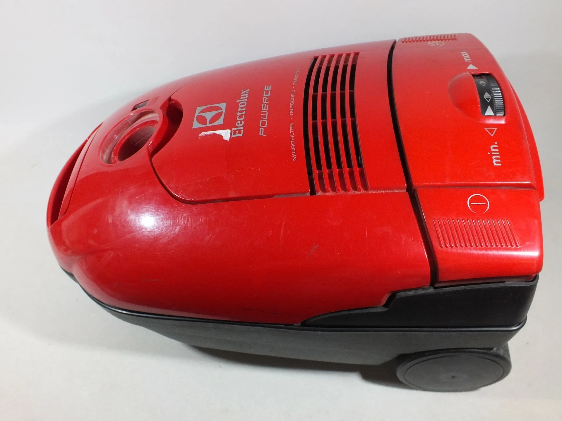 odkurzacz-elextrolux-powerce-pud-stan-uzywany