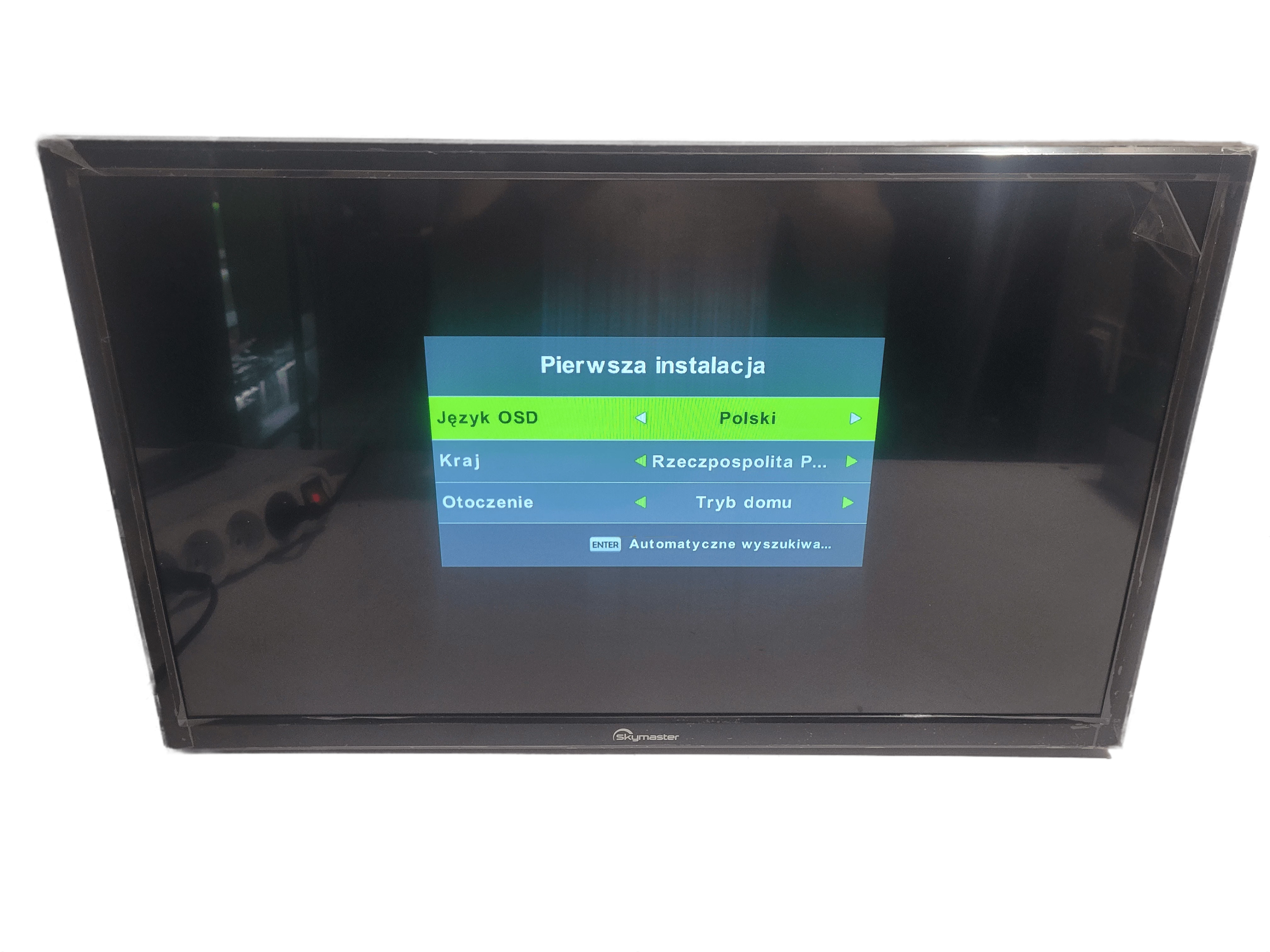 telewizor-skymaster-22sf3510-zestaw-handlowa-3-zywiec