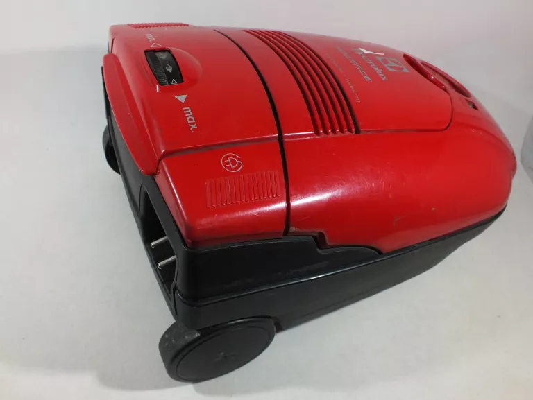 odkurzacz-elextrolux-powerce-pud-moc-2400