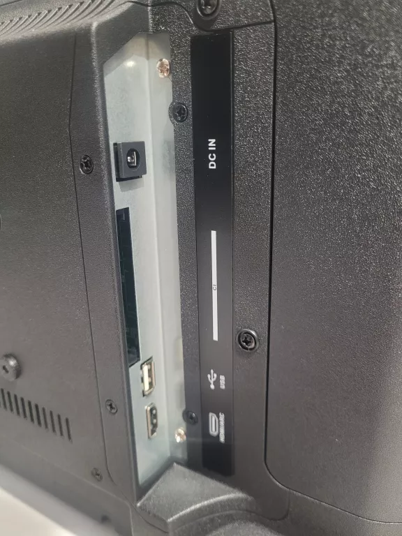 telewizor-skymaster-22sf3510-zestaw-przekatna-ekranu-cale-22