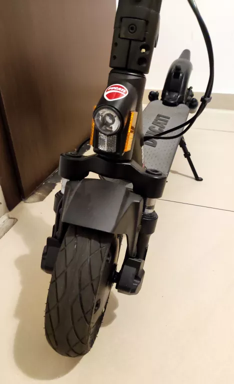 HULAJNOGA ELEKTRYCZNA DUCATI PRO II EVO