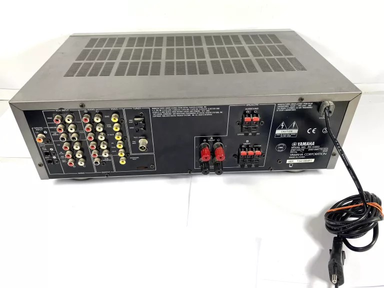 amplituner-yamaha-rx-v350-pilot-kolor-srebrny