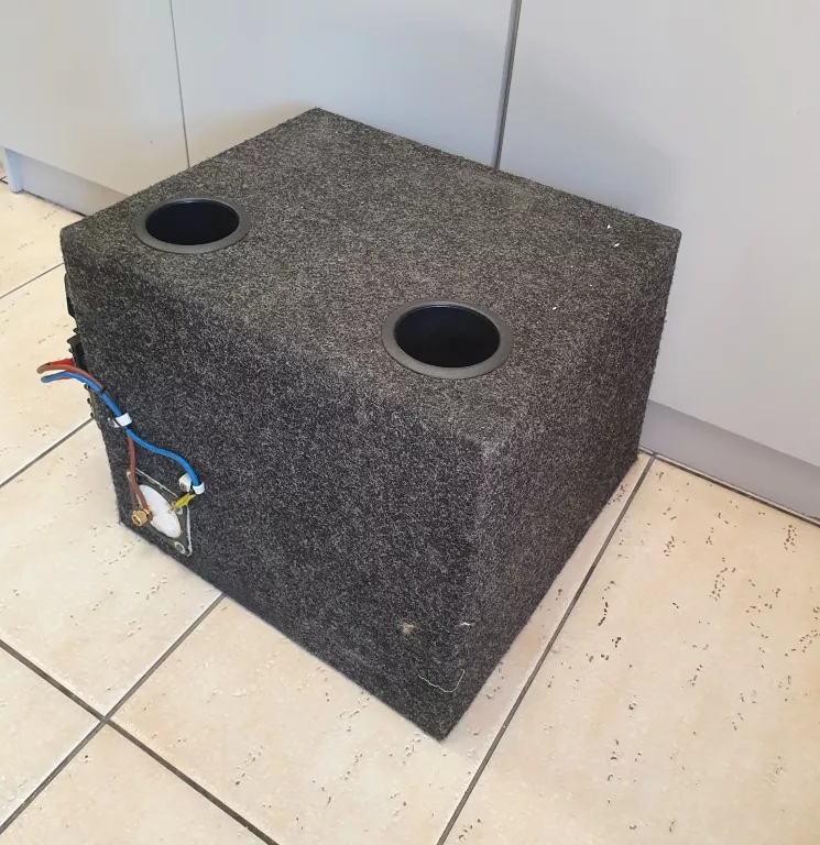 TUBA IMPULSE ZE WZMACNIACZEM KENWOOD KAC-6403 500W
