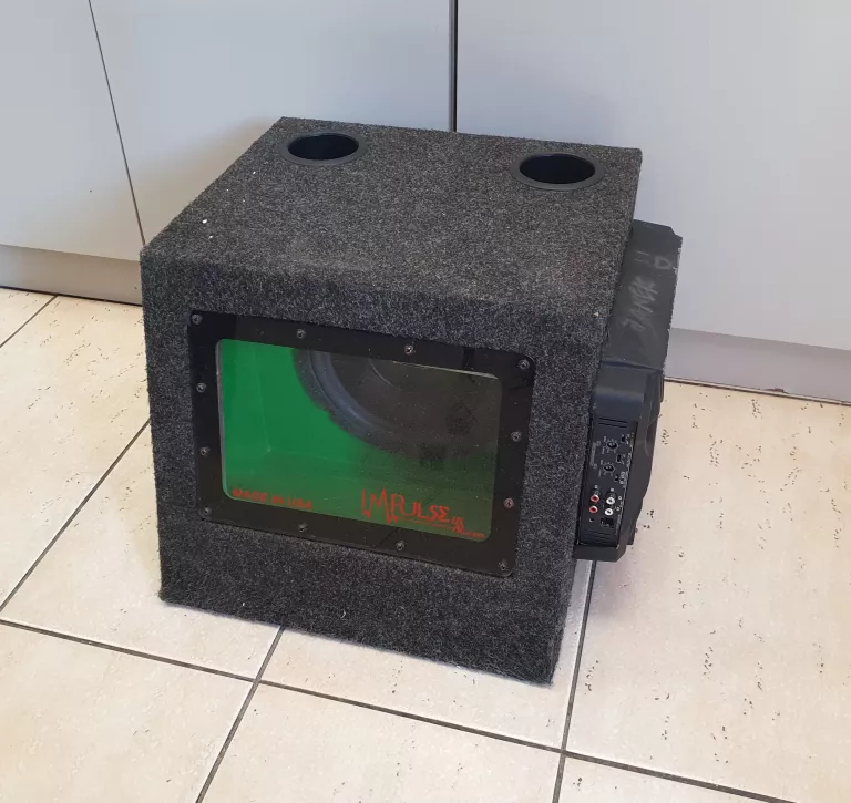TUBA IMPULSE ZE WZMACNIACZEM KENWOOD KAC-6403 500W