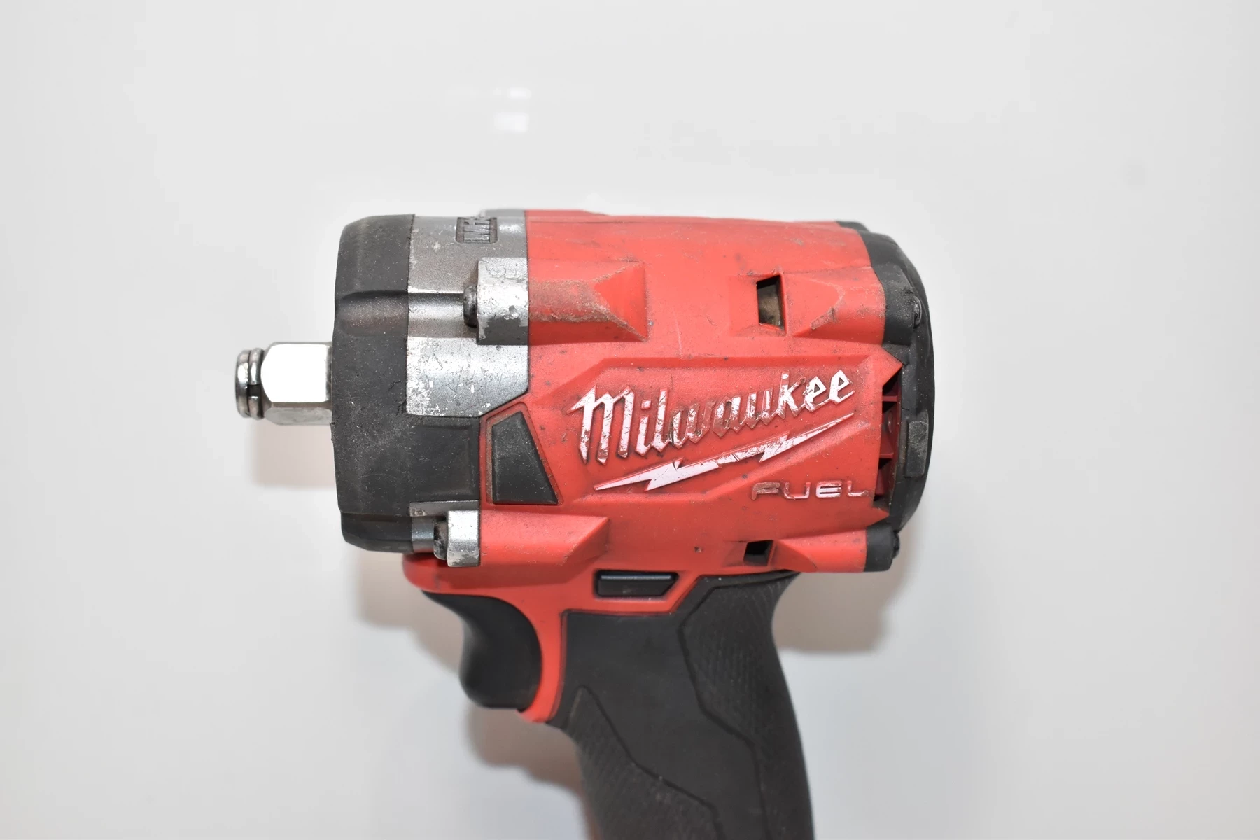 klucz-udarowy-milwaukee-m18-fiw2f12-maksymalna-srednica-srub-inny-rozmiar